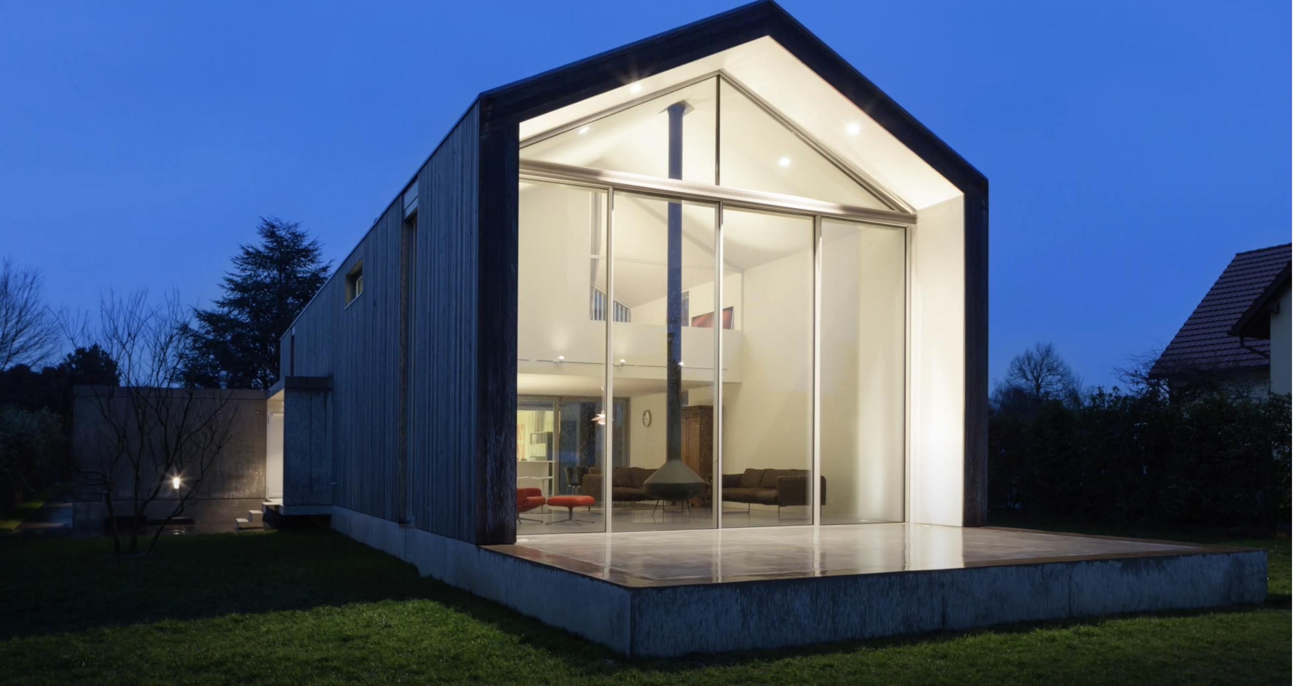 sunbiente_Haus_mit_ausgeschaltetem_ClickFilm_Sichtschutz sunbiente_Haus_mit_ausgeschaltetem_ClickFilm_Sichtschutz